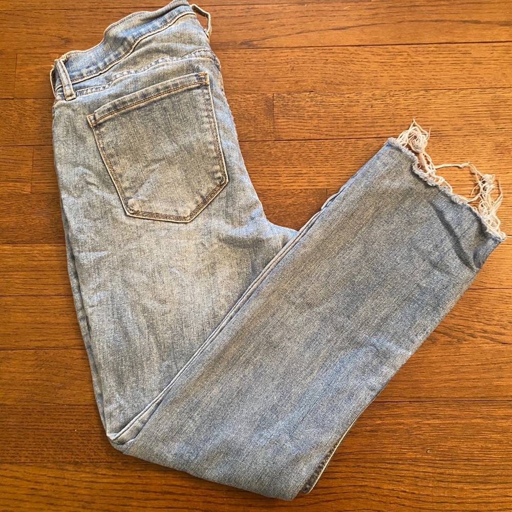 Old Navy Flare Ankle Jeans Size 6